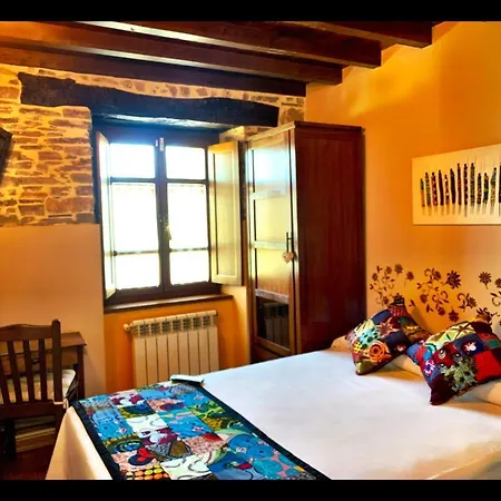 Os Tres Teixos * San Acisclo