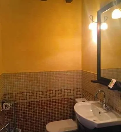 Os Tres Teixos Country house San Acisclo