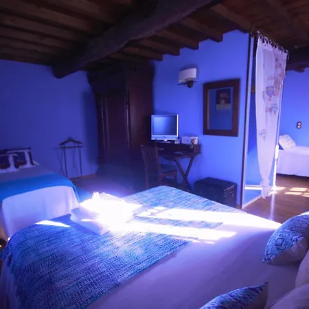 Country house Os Tres Teixos *