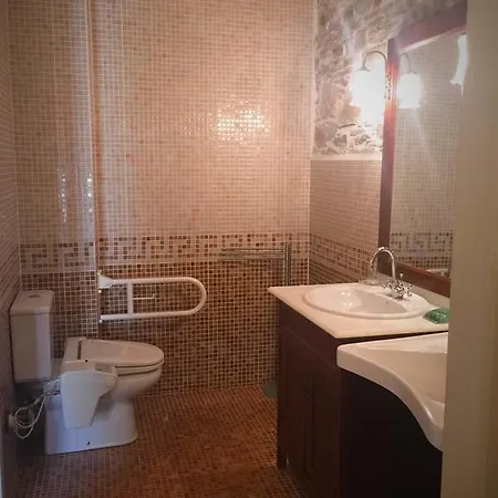 Os Tres Teixos Country house *