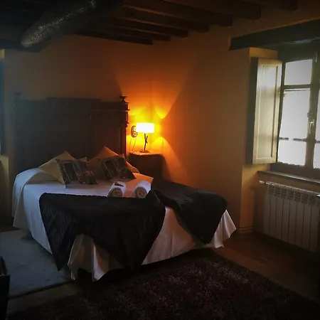 Os Tres Teixos San Acisclo