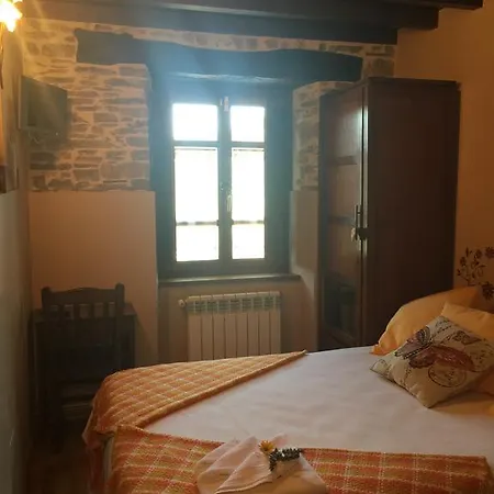 Casa di campagna Os Tres Teixos San Acisclo