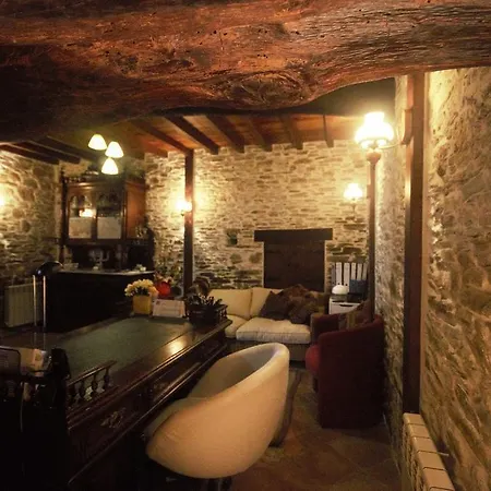 Os Tres Teixos Lantställe San Acisclo