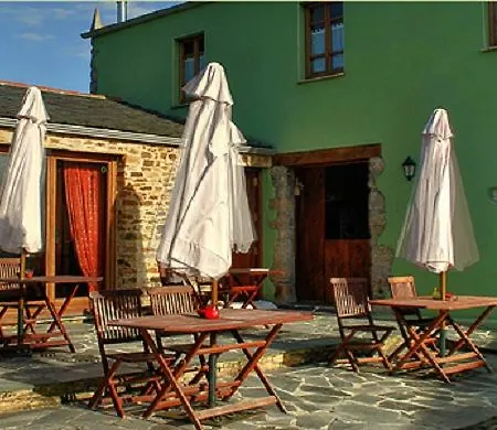 Os Tres Teixos San Acisclo