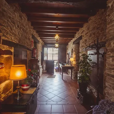 Os Tres Teixos Landhaus *