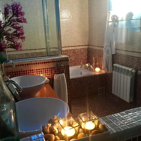 Os Tres Teixos Country house *