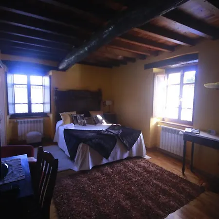 Lantställe Os Tres Teixos