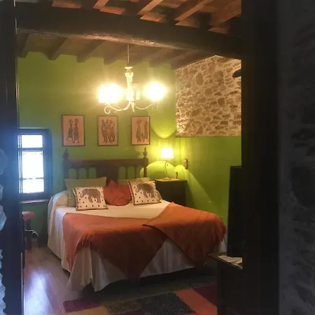 Country house Os Tres Teixos *