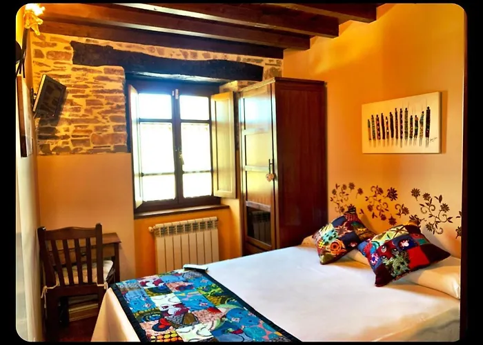 Os Tres Teixos * San Acisclo