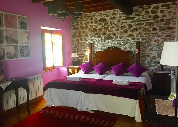 Os Tres Teixos San Acisclo