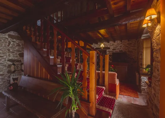 Os Tres Teixos San Acisclo