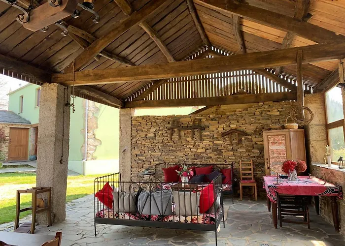 Os Tres Teixos בית כפרי San Acisclo